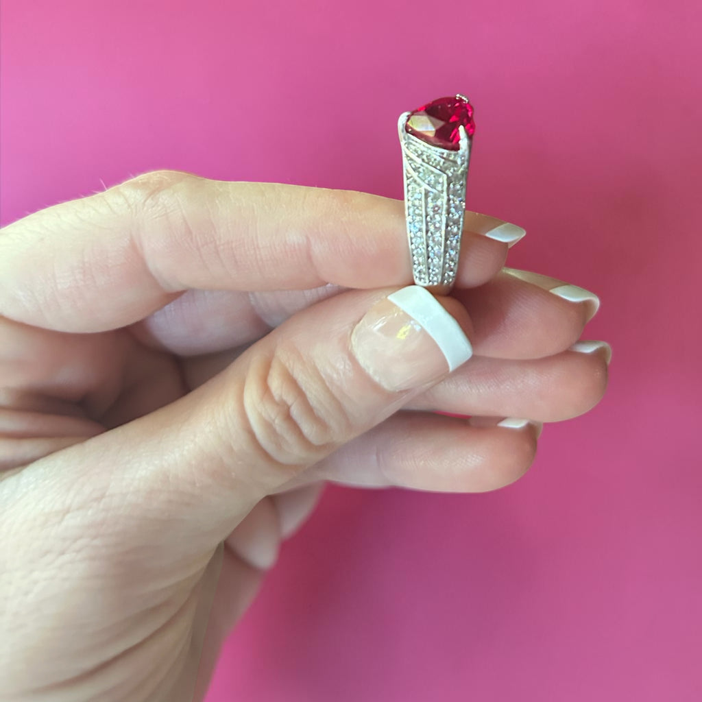 Queen of Hearts - 7